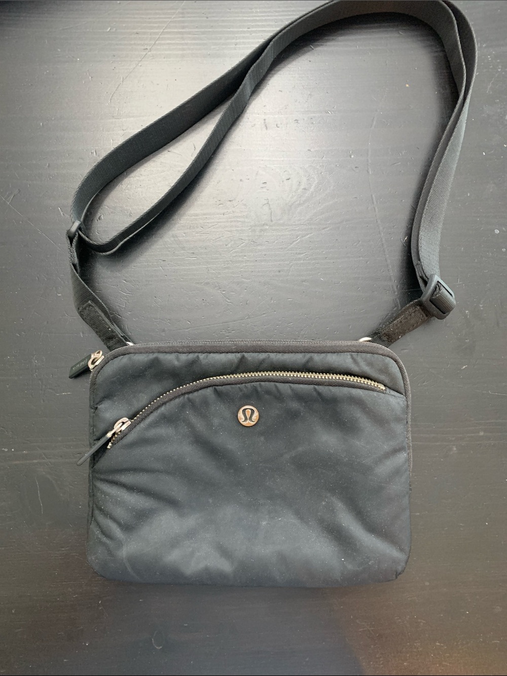 Lululemon Athletica City Adventurer crossbody bag - black